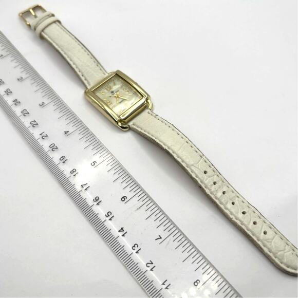 Vintage Gold Bella & Rose Watch - Picture 3 of 4